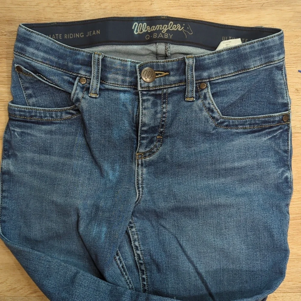 Wrangler Women's Bootcut Jeans - Picture 3 of 6